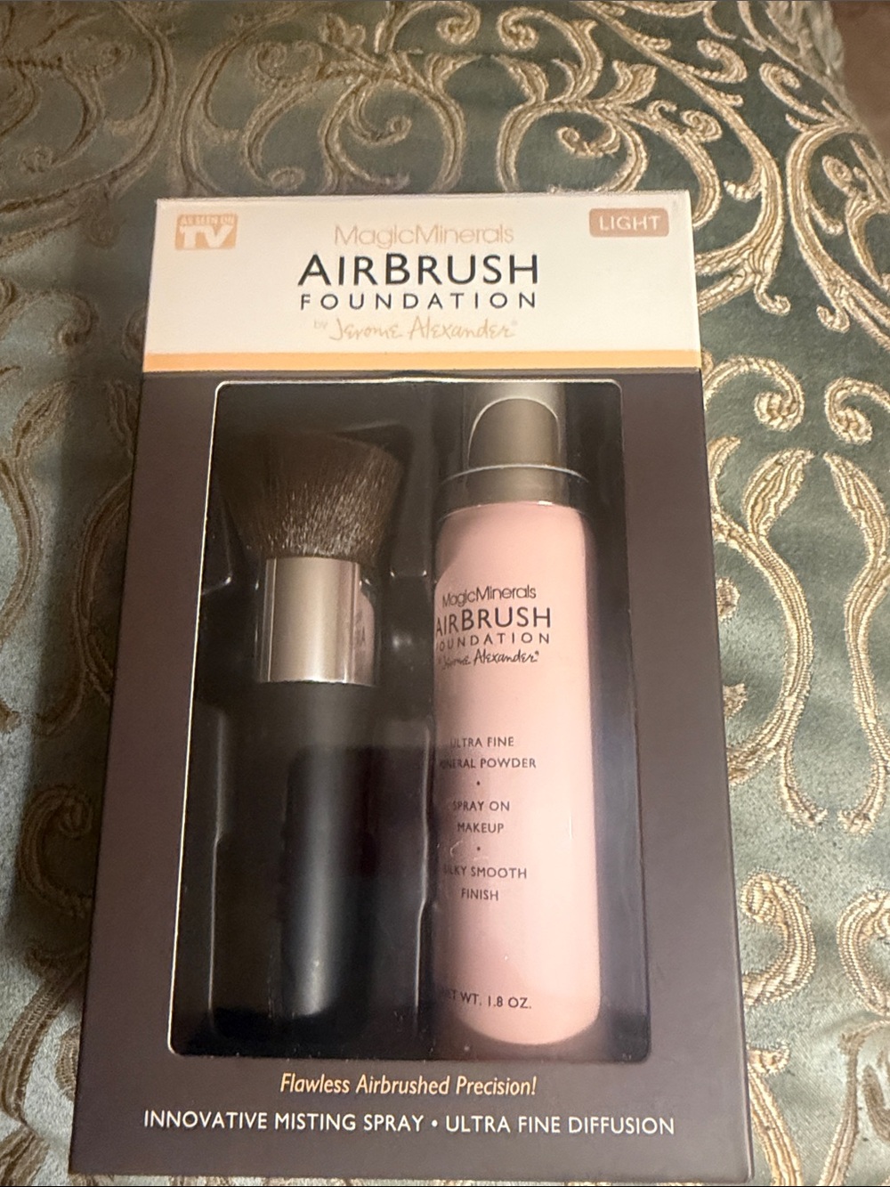 Jerome Alexander Airbrush Foundation Kit - Light.